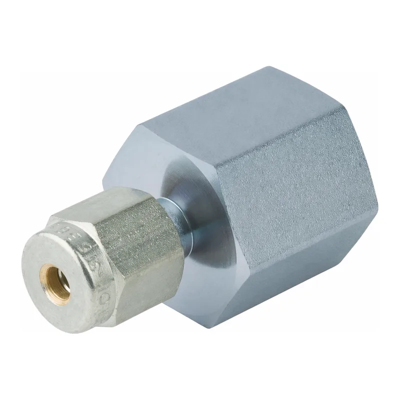 Restek Siltek Fittings, 1/8in to 1/4in NPT Female Connector, Swagelok# SS-200-7-4
