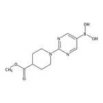 RHAWN (2-(4-(Methoxycarbonyl)piperidin-1-yl)pyrimidin-5-yl)boronic acid
