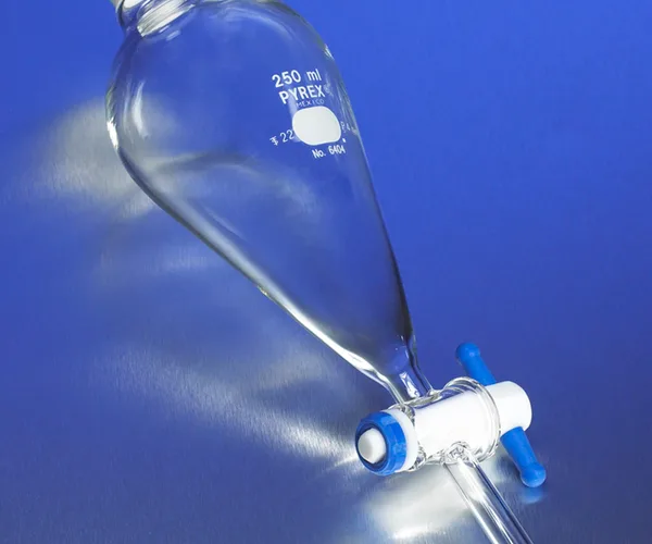 PYREX® Pear-Shaped Squibb Separatory Funnels, PTFE Product Standard Stopcock, Polyethylene Standard Taper Stopper