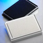 Corning 384-well Solid Black and White Polystyrene Microplates