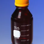 Corning PYREX Low Actinic Round Media Storage Bottles, Graduated, with Screw Cap