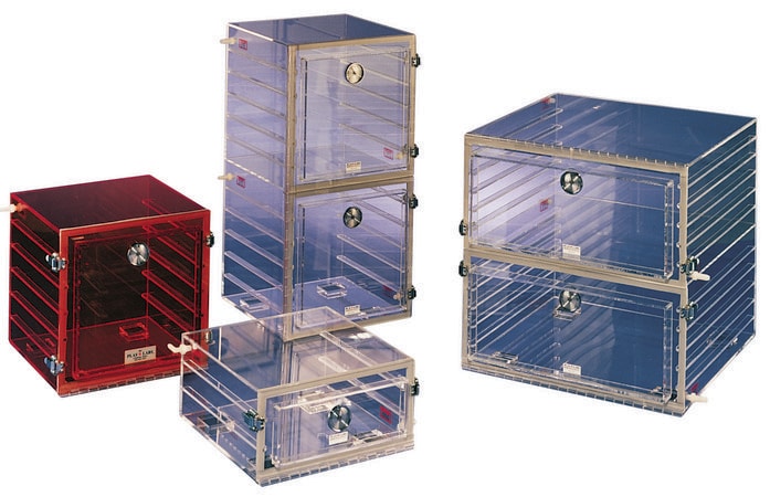 Merck PLAS-LABS(TM) DESICCATOR CABINET, MODEL&