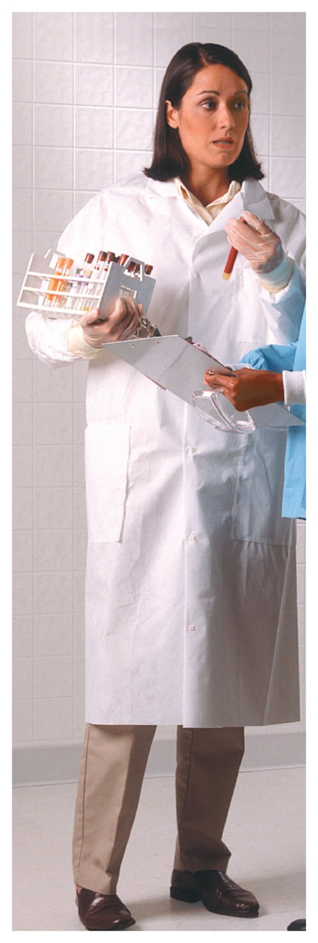 Thermo Fisher Scientific KleenGuard A20 Breathable Particle Protection Lab Coats