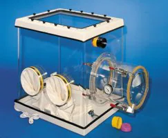 Merck Plas-Labs compact glove box