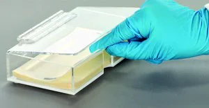 Merck Sealing film dispenser