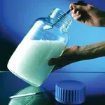 Merck Duran GLS 80 wide mouth graduated laboratory bottles with cap and pouring ring