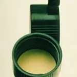 Merck Black plastic caps