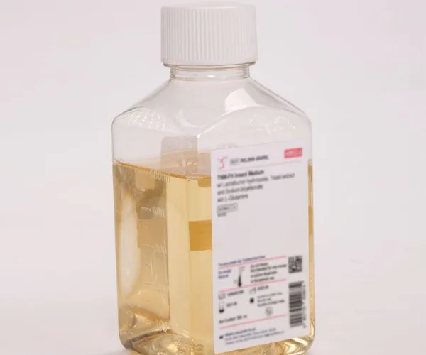 Himedia Mitsuhashi and Maramorosch Insect Medium w/ Sodium bicarbonate
