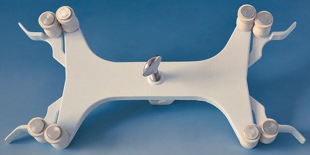 Merck BRAND(TM) BURETTE CLAMP, FOR 2 BURETTE&