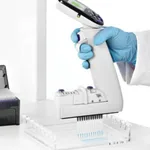 Thermo Fisher Scientific E1-ClipTip Electronic Adjustable Tip Spacing Multichannel Equalizer Pipettes, 384 12-channel, 1 to 30μL