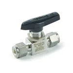 Restek Swagelok Valve, 1/4in Stainless Steel Ball